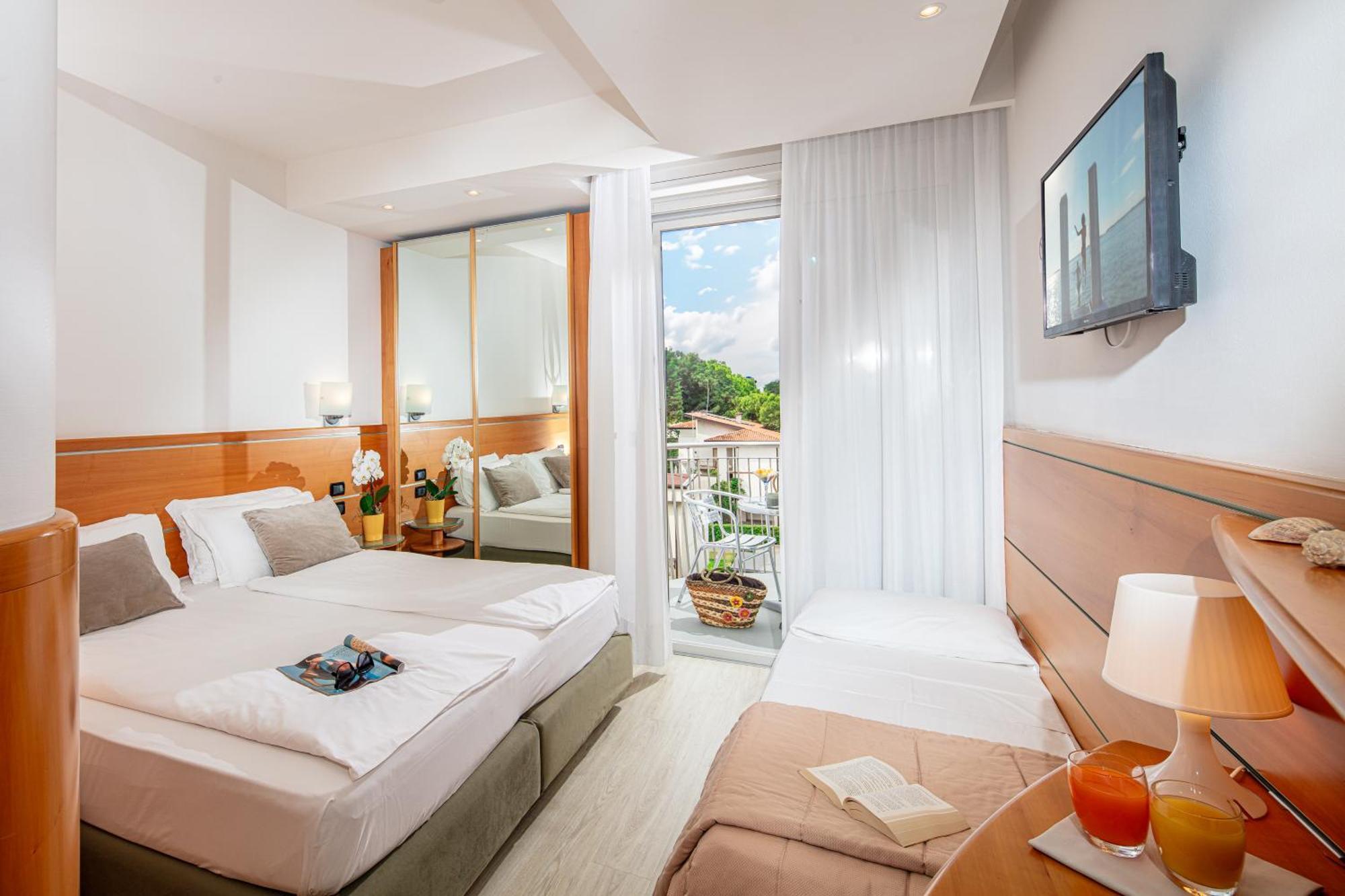 Park Hotel ลินญาโน ซับเบียโดโร ภายนอก รูปภาพ
