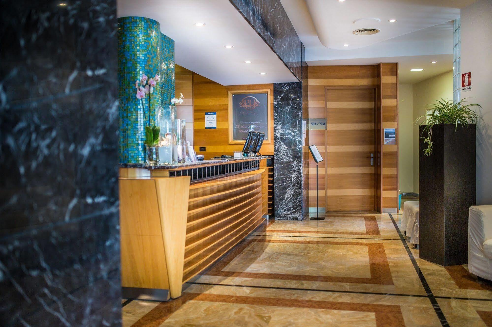 Park Hotel ลินญาโน ซับเบียโดโร ภายนอก รูปภาพ